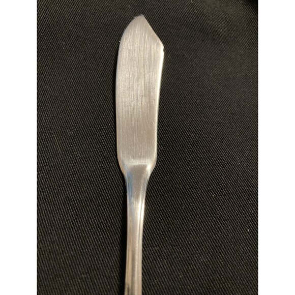 Jessica JA Henckels Flat Handle Master Butter Knife Stainless Flatware - Picture 4 of 8